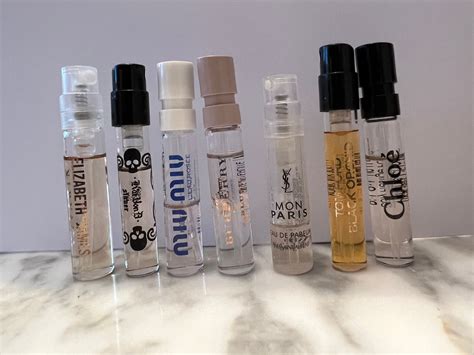 mini perfume samples free by post